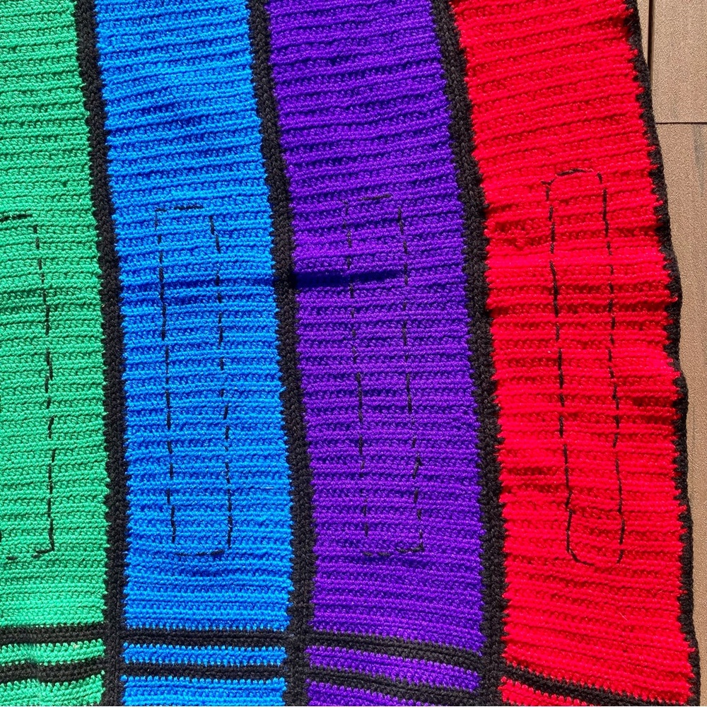 Crayons Afghan Rug - Picture 9 of 12